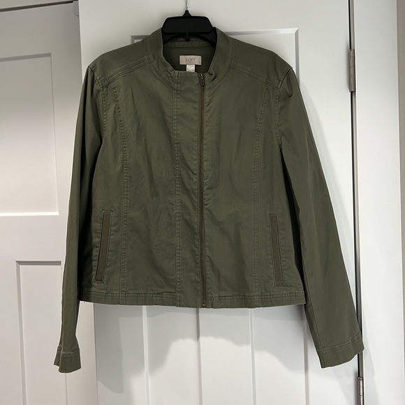 LOFT Jackets & Blazers - 🌟HOST PICK🌟Loft Olive Green Jacket